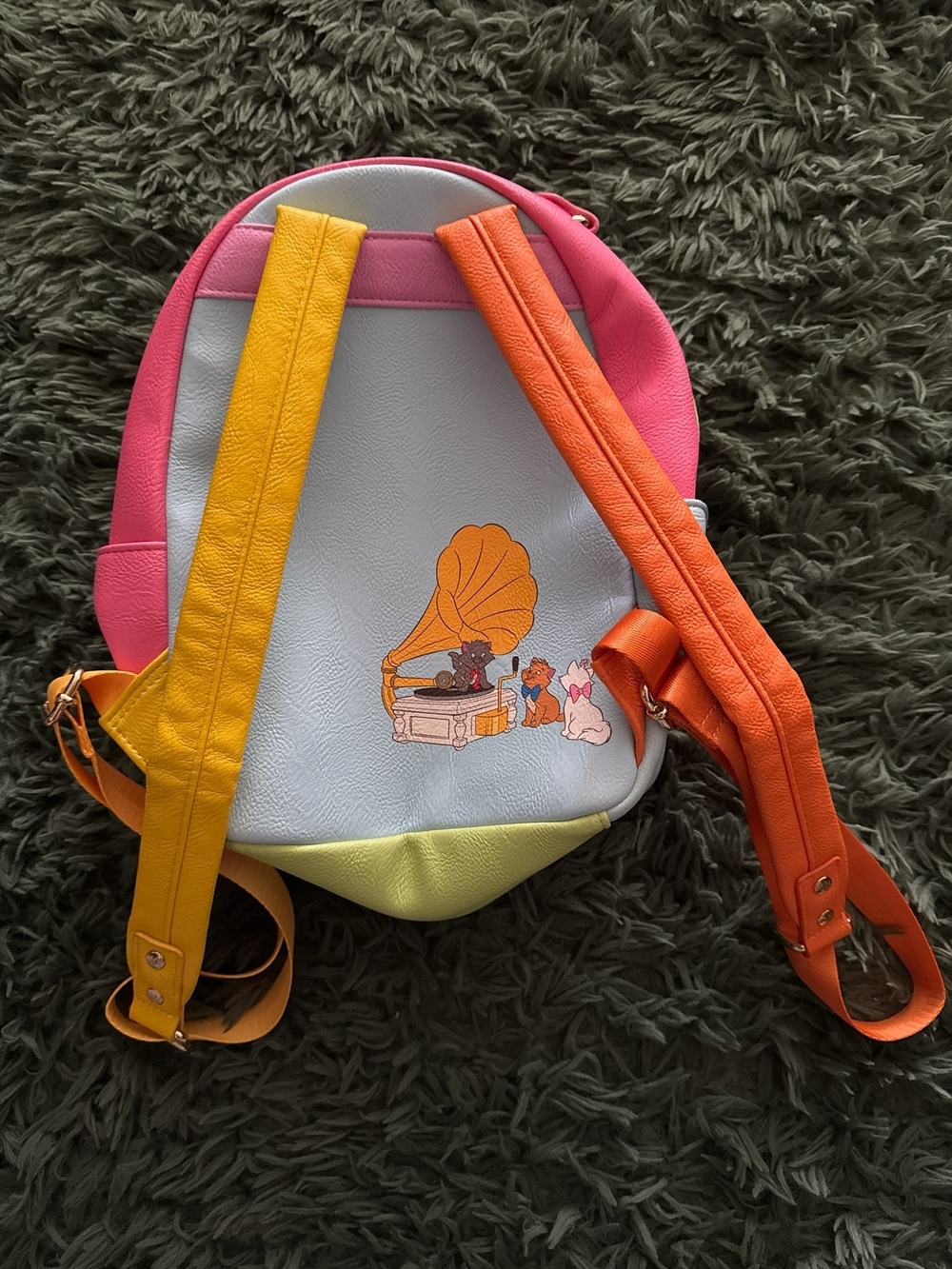 Disney Loungefly Aristocats Kittens Piano Mini Backpack NWOT - Picture 3 of 7